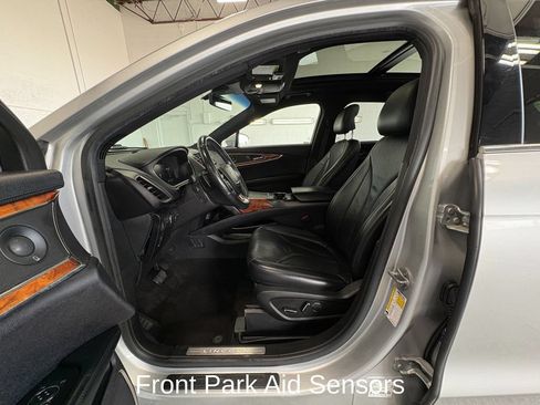 Used 2019 Lincoln Nautilus Reserve AWD/4WD image 10