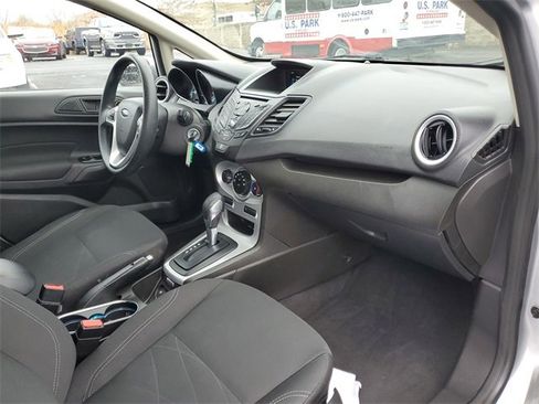 Used 2018 Ford Fiesta SE image 26