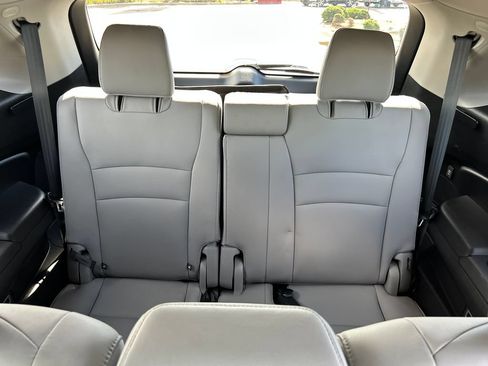 Used 2021 Honda Pilot Special Edition image 22