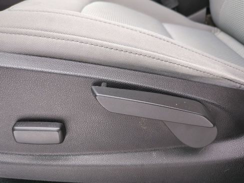 Used 2019 Chevrolet Colorado W/T w/ WT Convenience Package image 20