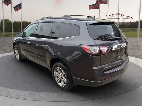 Used 2016 Chevrolet Traverse LT image 3