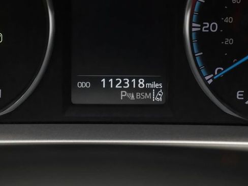 Used 2017 Toyota RAV4 Limited AWD/4WD image 30
