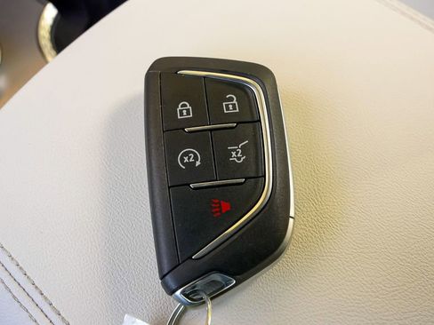 Used 2026 Cadillac Vistiq Luxury AWD/4WD image 27