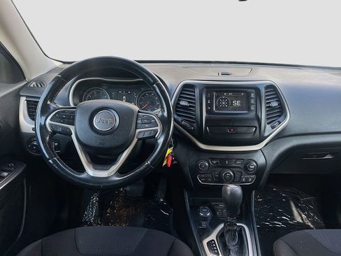 Used 2015 Jeep Cherokee Latitude AWD/4WD image 21