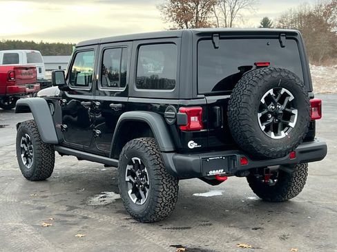New 2026 Jeep Wrangler Unlimited Rubicon w/ Steel Bumper Group AWD/4WD image 9