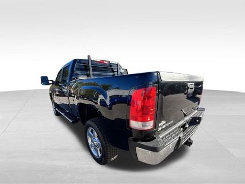 Used 2013 GMC Sierra 2500 Denali w/ Snow Plow Prep Package image 4
