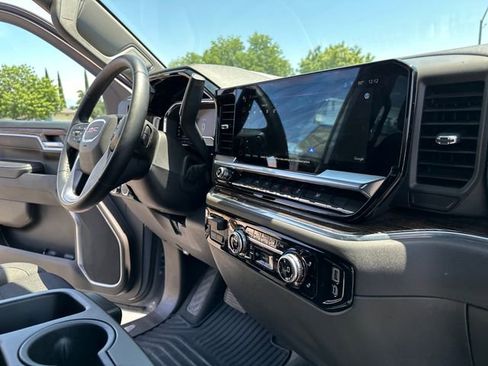 Certified 2024 GMC Sierra 1500 Elevation RWD image 29