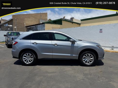 Used 2017 Acura RDX FWD w/ Technology Package image 4
