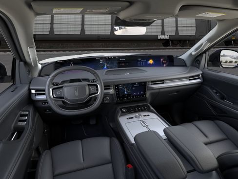 New 2026 Lincoln Navigator L Reserve AWD/4WD image 9