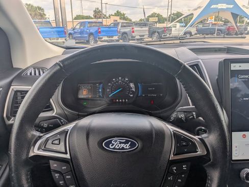 Used 2024 Ford Edge SEL AWD/4WD image 29