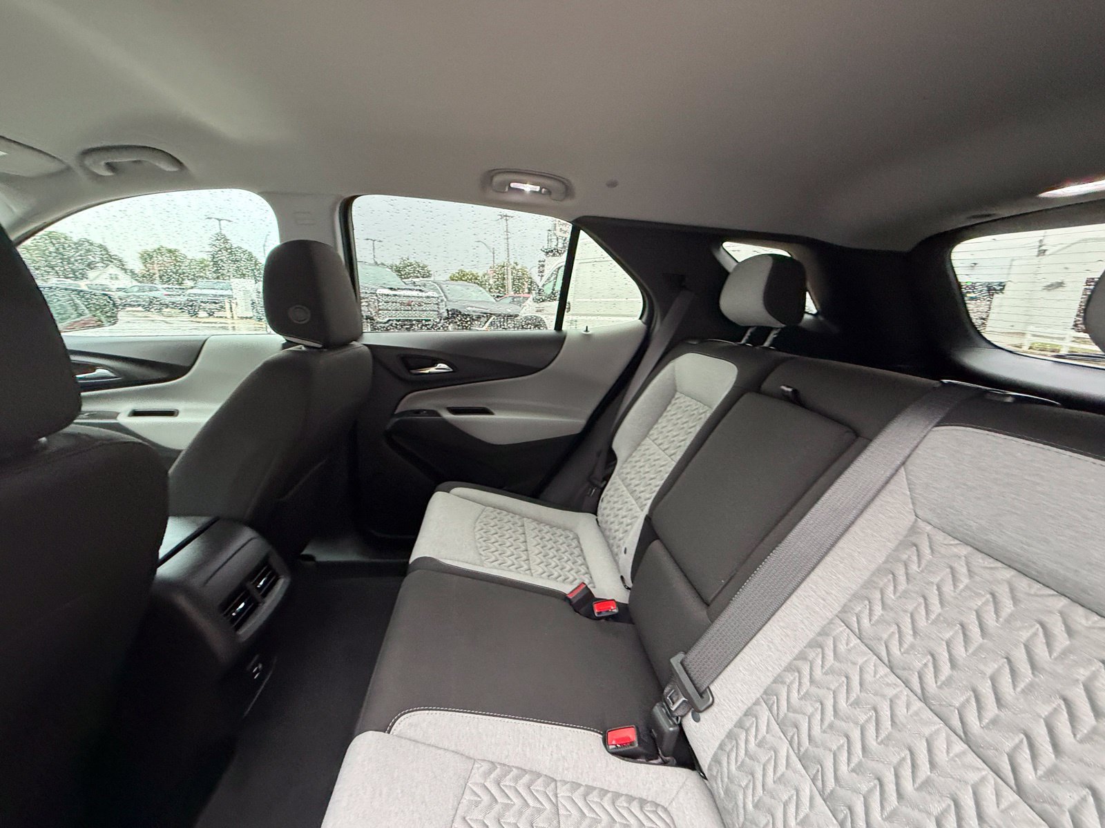 Used 2024 Chevrolet Equinox LT FWD image 5