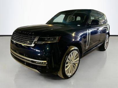 New 2025 Land Rover Range Rover SE