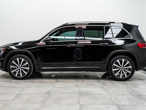 Used 2020 Mercedes-Benz GLB 250 image 8
