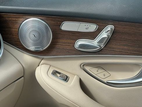 Certified 2021 Mercedes-Benz GLC 300 4MATIC image 35