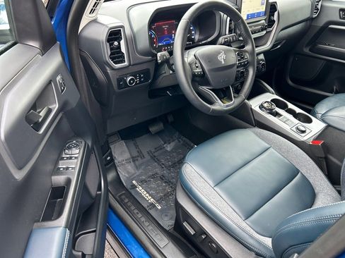 Used 2024 Ford Bronco Sport Outer Banks image 5