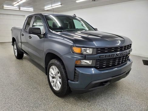 Certified 2020 Chevrolet Silverado 1500 Custom w/ Custom Value Package image 3