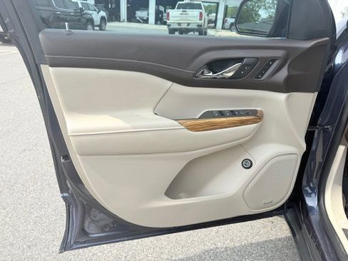 Used 2019 GMC Acadia Denali FWD image 8