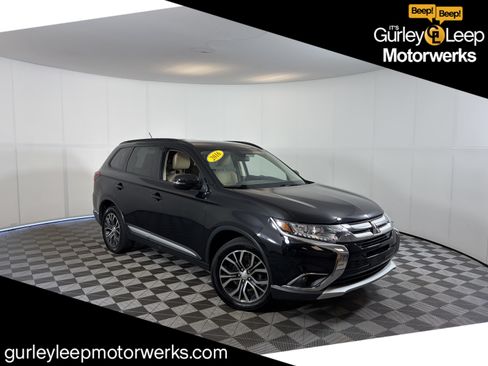 Used 2016 Mitsubishi Outlander SEL AWD/4WD image 1