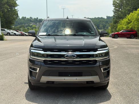 Used 2022 Ford Expedition Max Limited AWD/4WD image 6