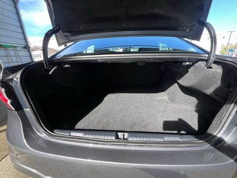 Used 2024 Subaru Legacy Limited AWD/4WD image 7