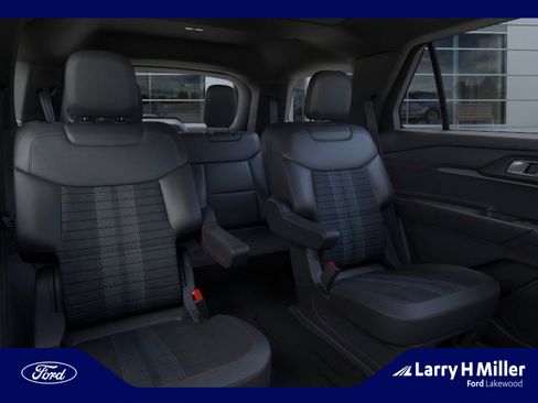 New 2026 Ford Explorer ST-Line w/ ST-Line Street Pack image 11