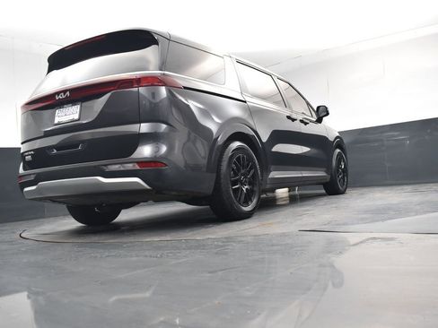 Certified 2024 Kia Carnival LX image 27