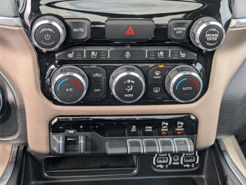 Used 2021 RAM 1500 Laramie image 29