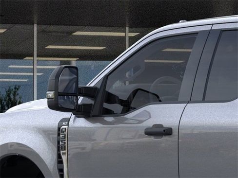 New 2026 Ford F350 XLT w/ FX4 Off-Road Package image 20