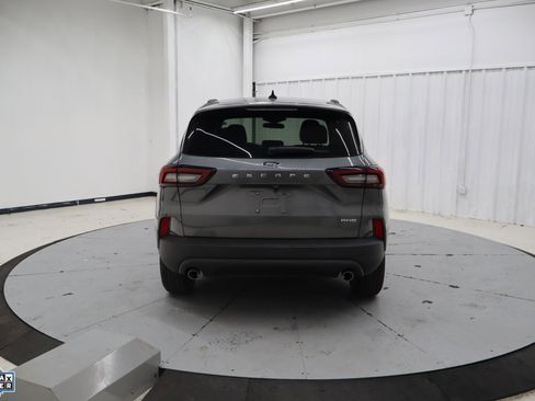 Used 2025 Ford Escape ST-Line image 6