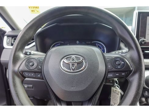 Certified 2023 Toyota RAV4 LE AWD/4WD image 12