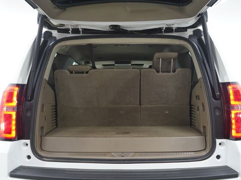 Used 2020 Chevrolet Tahoe LT AWD/4WD image 19