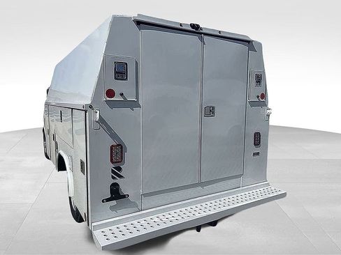 New 2025 Chevrolet Express 3500 w/ Power Convenience Package image 5