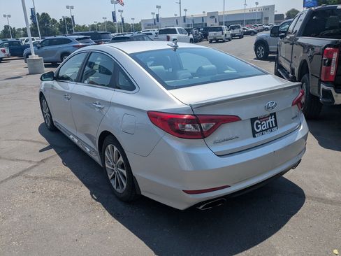Used 2017 Hyundai Sonata Sport w/ Value Edition Package 02 FWD image 8