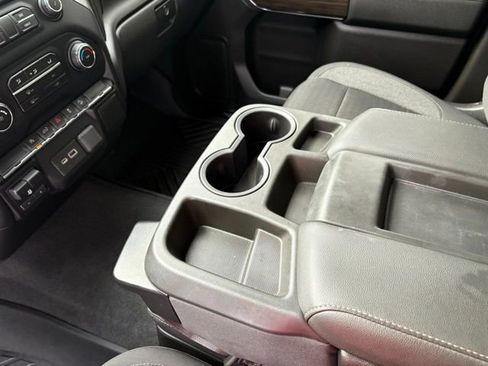 Used 2020 Chevrolet Silverado 1500 RST image 21