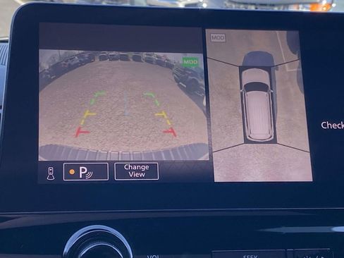 Used 2022 Nissan Armada SL w/ Midnight Edition Package image 28