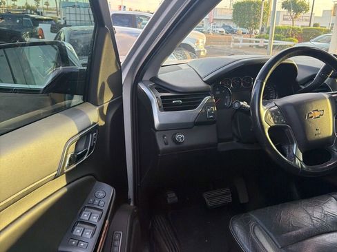 Used 2018 Chevrolet Tahoe Premier image 16