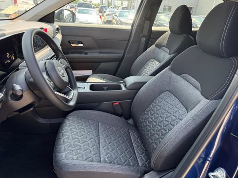 New 2026 Nissan Kicks SV w/ Cold Weather Package AWD/4WD image 12