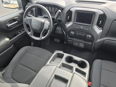 Used 2019 Chevrolet Silverado 1500 Custom Trail Boss image 28
