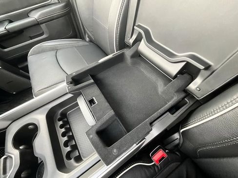 New 2026 RAM 3500 Laramie AWD/4WD image 30