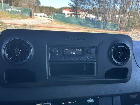 Used 2023 Mercedes-Benz Sprinter 144 Cargo image 24