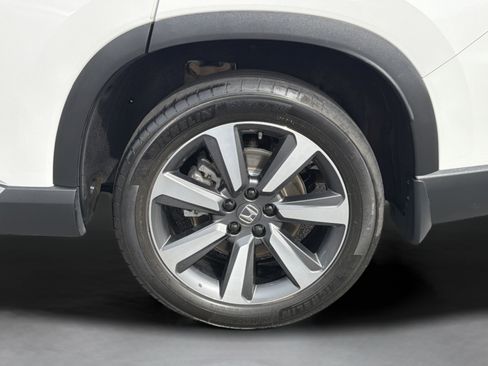Certified 2023 Honda Pilot Touring image 33
