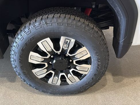 New 2026 GMC Sierra 3500 Denali AWD/4WD image 10