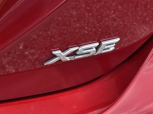 Used 2020 Toyota Camry XSE FWD image 27