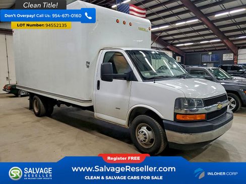 Used 2022 Chevrolet Express 3500 w/ Power Convenience Package image 5
