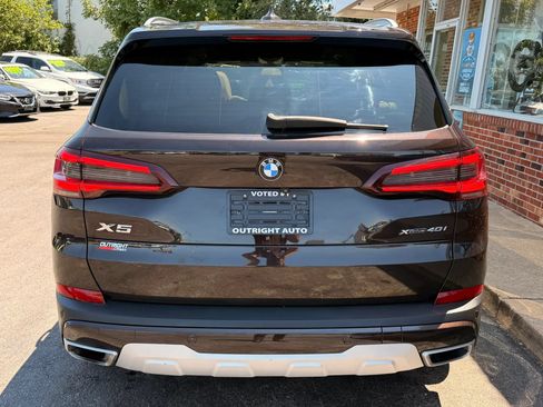 Used 2022 BMW X5 xDrive40i w/ Premium Package AWD/4WD image 4