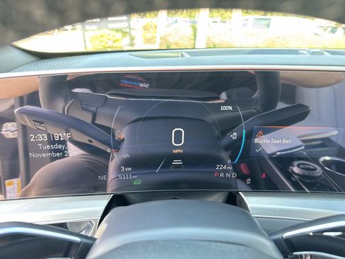 New 2025 Cadillac Lyriq Luxury image 29