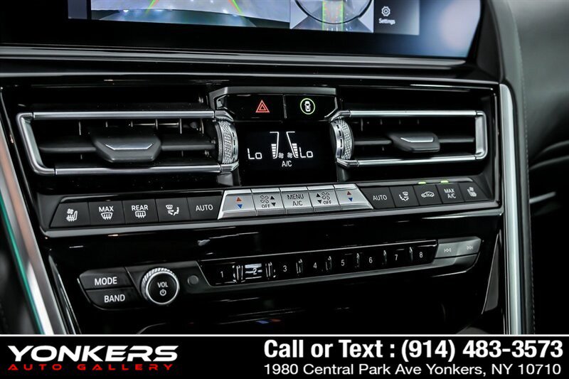 Used 2022 BMW M8 Competition w/ M Carbon Exterior Package AWD/4WD image 37
