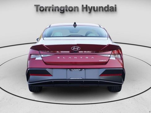 New 2025 Hyundai Elantra Limited w/ Cargo Package image 5