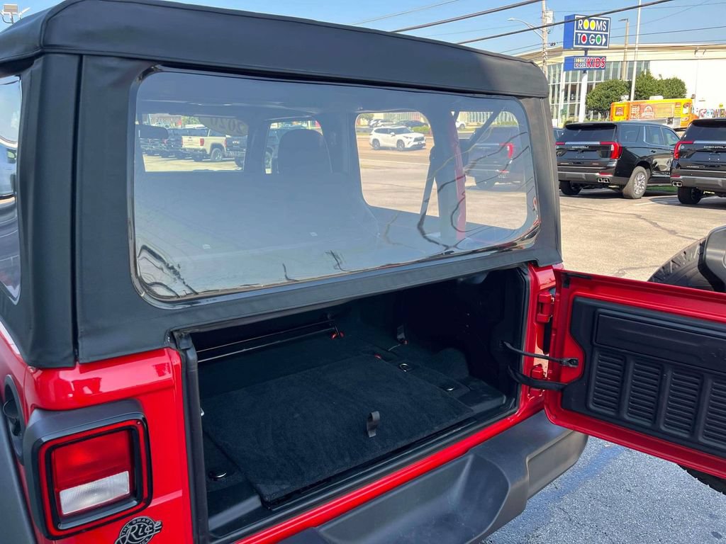 Used 2020 Jeep Wrangler Sport AWD/4WD image 15