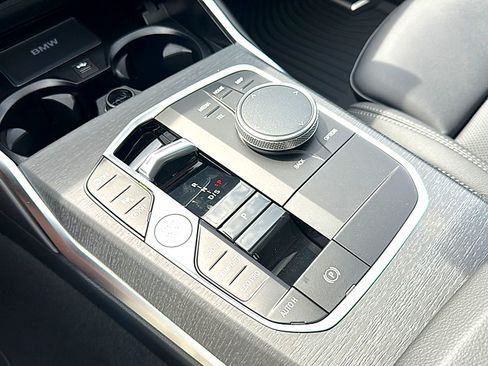 New 2026 BMW 330i Sedan w/ Premium Package RWD image 26